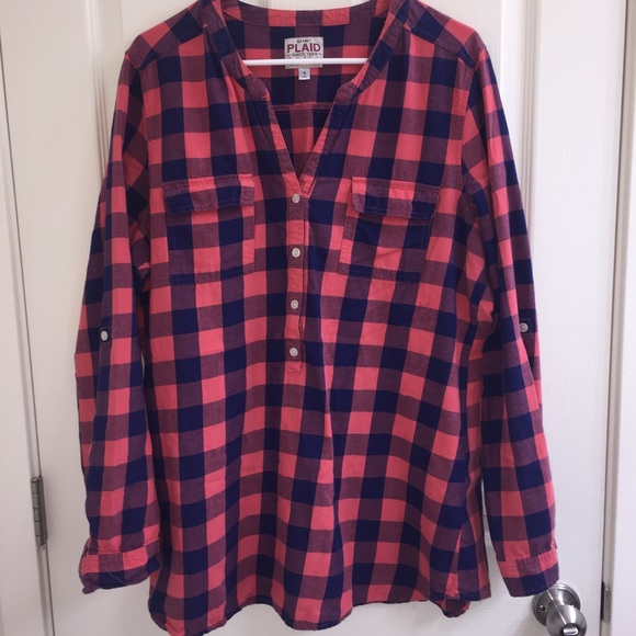 Old Navy Tops - Comfy lightweight flannel